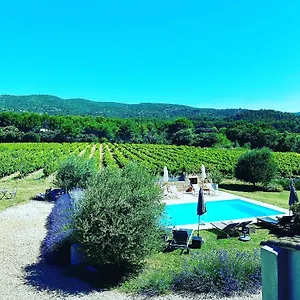 Bastide St Victor à 2,5 Kilomètres De Lourmarin Couette-café Puyvert
